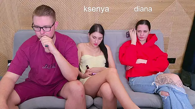 Ksenny online show from May 26, 2026, 5:36 am