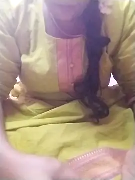 Snapshot of Tamilpriya46 chatting on February 15, 2025, 4:12 pm Tamilpriya46 online show from February 15, 2025, 4:12 pm