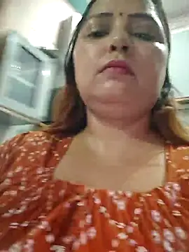 Dianaa9 online show from July 6, 2026, 12:46 pm