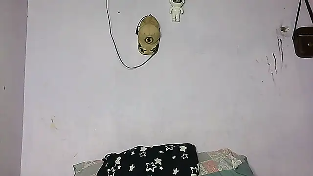 Snapshot of PRINSES24-7 chatting on February 4, 2026, 1:50 pm PRINSES24-7 online show from February 4, 2026, 1:50 pm