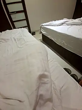 Exhibitionist1508 online show from November 4, 2025, 6:45 am