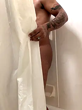 Snapshot of curvedicbandit6_2 chatting on December 6, 2024, 11:54 am curvedicbandit6 2 online show from December 6, 2024, 11:54 am