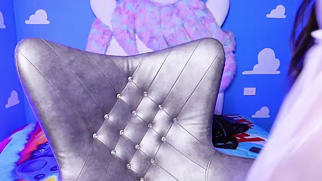 miss keisi online show from July 9, 2026, 6:01 pm