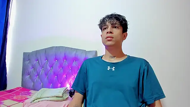 AgarEvans online show from October 23, 2025, 9:35 pm