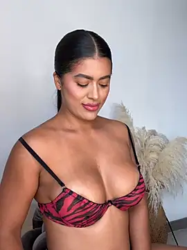 MelissaWaltton online show from February 10, 2025, 9:04 pm