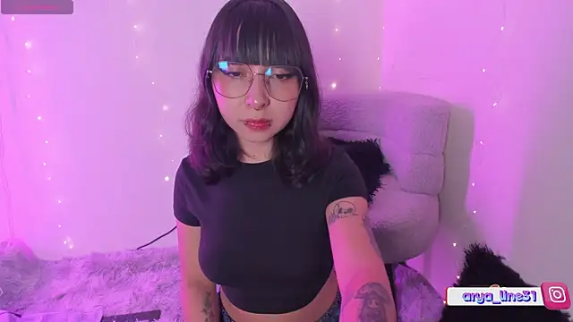 arysUwU online show from May 13, 2026, 2:31 am