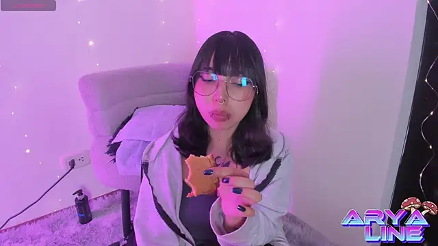 arysUwU online show from May 28, 2026, 1:47 am