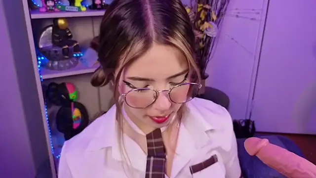 EmilyMiller  online show from March 11, 2026, 4:13 pm