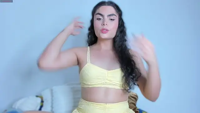 cheryl blossom69 online show from December 15, 2025, 1:32 am