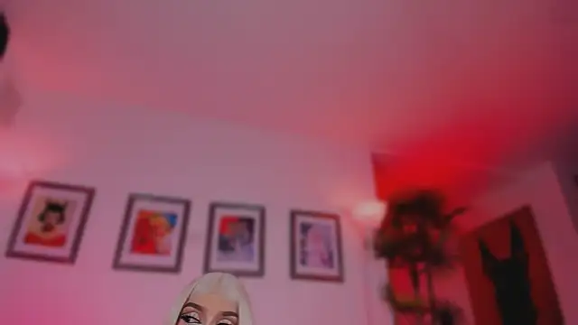 Taylor  foxxx online show from May 15, 2026, 7:26 am