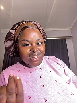 Honeycoco0211 online show from April 2, 2026, 7:33 pm