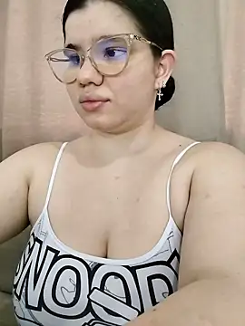 Danzel1105 online show from November 16, 2025, 5:18 pm