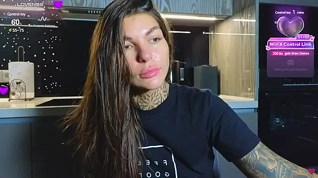 Snapshot of tattooedBabyy chatting on January 12, 2025, 8:25 am tattooedBabyy online show from January 12, 2025, 8:25 am