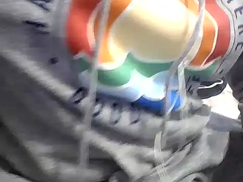 ShiitakeBR online show from December 4, 2024, 9:02 pm