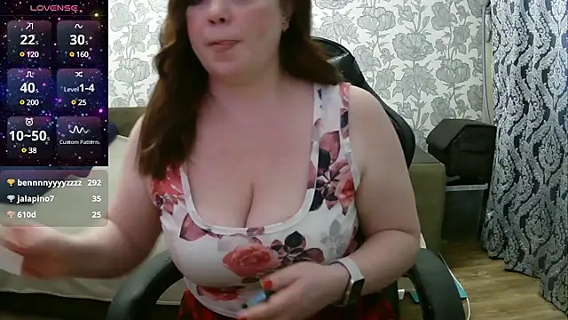 Snapshot of Sabrina_Poison chatting on January 17, 2025, 6:47 am Sabrina Poison online show from January 17, 2025, 6:47 am