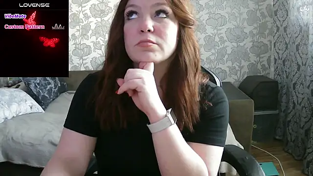 Snapshot of Sabrina_Poison chatting on January 31, 2025, 10:42 am Sabrina Poison online show from January 31, 2025, 10:42 am