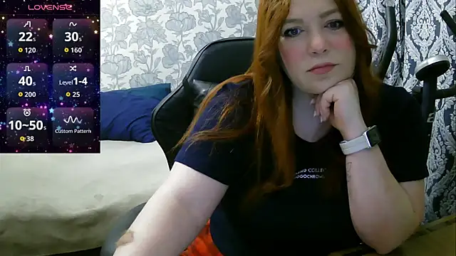 Snapshot of Sabrina_Poison chatting on November 15, 2025, 3:26 am Sabrina Poison online show from November 15, 2025, 3:26 am