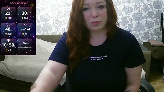 Snapshot of Sabrina_Poison chatting on November 25, 2025, 5:18 am Sabrina Poison online show from November 25, 2025, 5:18 am