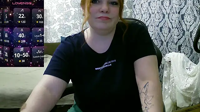 Snapshot of Sabrina_Poison chatting on December 18, 2025, 2:56 pm Sabrina Poison online show from December 18, 2025, 2:56 pm