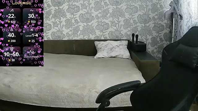 Snapshot of Sabrina_Poison chatting on February 3, 2026, 7:57 am Sabrina Poison online show from February 3, 2026, 7:57 am