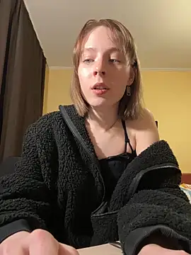 Snapshot of Crayzy_Luv chatting on January 16, 2025, 9:51 pm Crayzy Luv online show from January 16, 2025, 9:51 pm