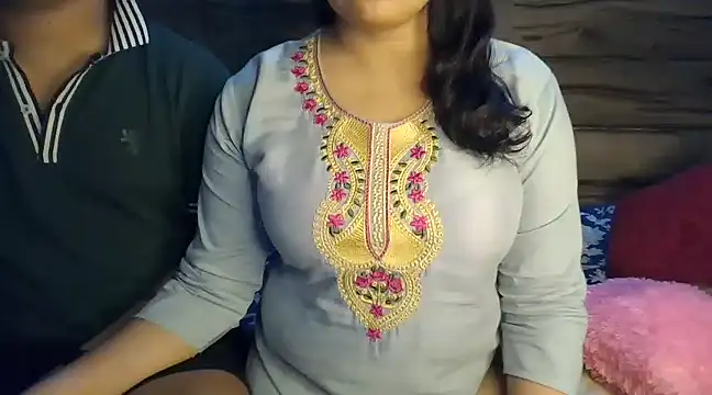 Snapshot of Trezza chatting on February 27, 2025, 8:42 pm Trezza online show from February 27, 2025, 8:42 pm