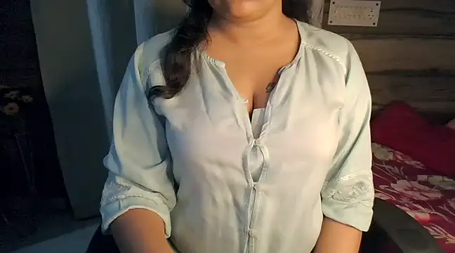 Snapshot of Trezza chatting on March 21, 2025, 1:56 am Trezza online show from March 21, 2025, 1:56 am