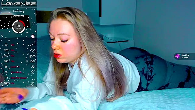 kitti kaattt online show from February 23, 2025, 5:07 pm