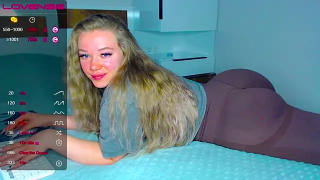 kitti kaattt online show from September 20, 2025, 5:08 am