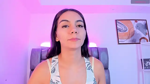 martina mancini online show from November 13, 2025, 11:53 am