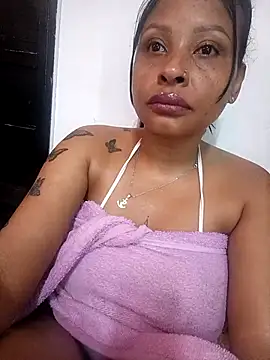 Dominik girl online show from November 27, 2025, 8:22 pm