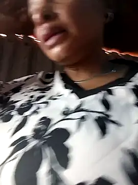 Dominik girl online show from April 16, 2026, 7:03 pm