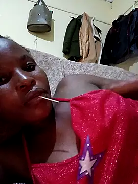 Snapshot of petite_babe chatting on March 8, 2026, 6:23 pm petite babe online show from March 8, 2026, 6:23 pm