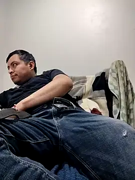 Snapshot of Potro23hotzen chatting on February 7, 2026, 4:11 pm Potro23hotzen online show from February 7, 2026, 4:11 pm