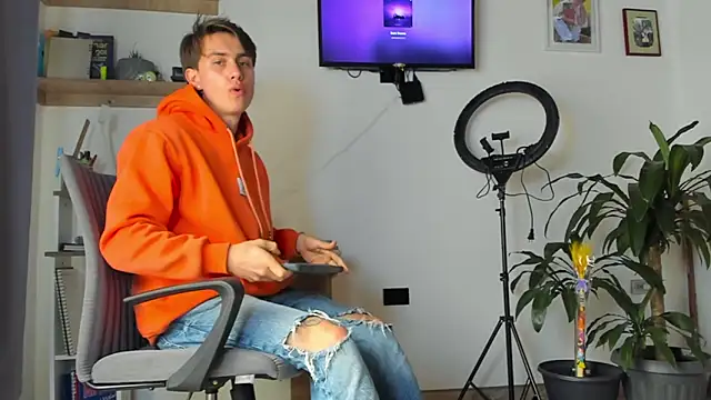 Snapshot of manucute_23_ chatting on January 5, 2026, 5:27 pm manucute 23 online show from January 5, 2026, 5:27 pm