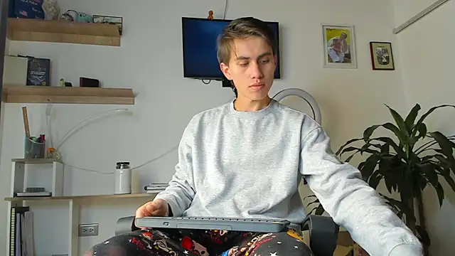 Snapshot of manucute_23_ chatting on January 14, 2026, 2:01 pm manucute 23 online show from January 14, 2026, 2:01 pm