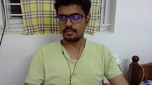 The SHY uncut online show from November 23, 2025, 2:17 pm