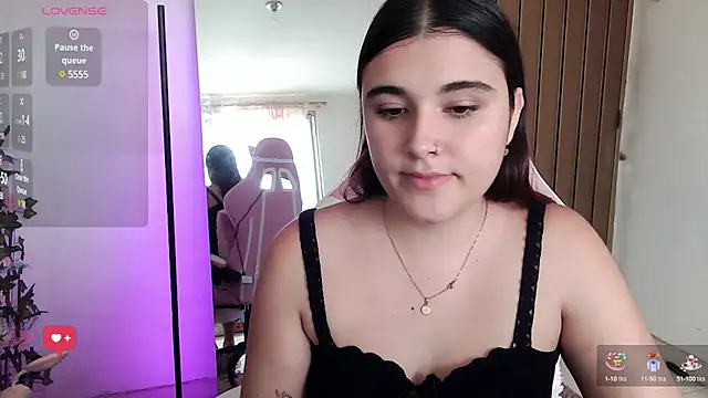 Magic-Smilee online show from February 12, 2025, 3:05 pm