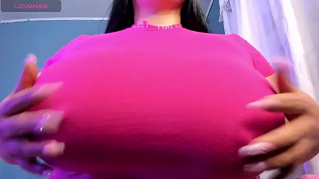 Snapshot of Ashanty_vera15 chatting on March 13, 2026, 4:52 am Ashanty vera15 online show from March 13, 2026, 4:52 am