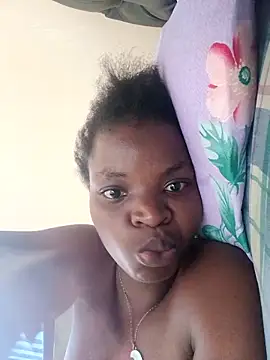 Snapshot of hotgal1112 chatting on November 5, 2025, 10:04 am hotgal1112 online show from November 5, 2025, 10:04 am