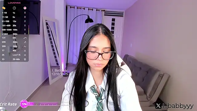 Snapshot of i_babbyyyy chatting on October 13, 2025, 1:38 am i babbyyyy online show from October 13, 2025, 1:38 am