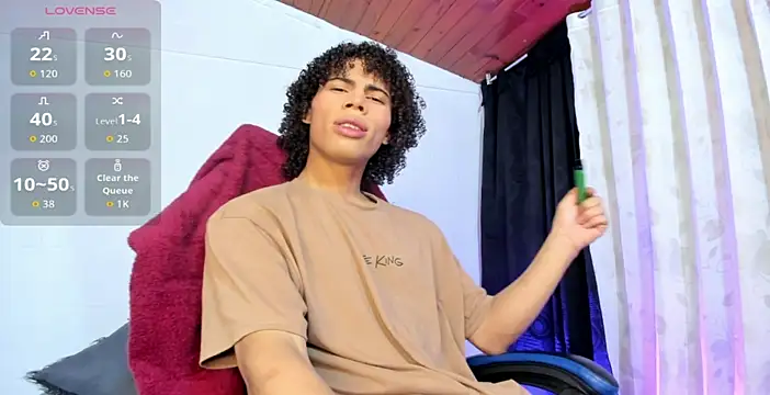 Snapshot of kleo_helenos chatting on October 17, 2025, 1:42 am kleo helenos online show from October 17, 2025, 1:42 am