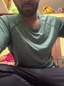 Handsomehunk 4U online show from February 16, 2025, 3:04 am