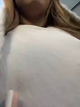 Aiko Yumi online show from December 16, 2025, 12:54 pm