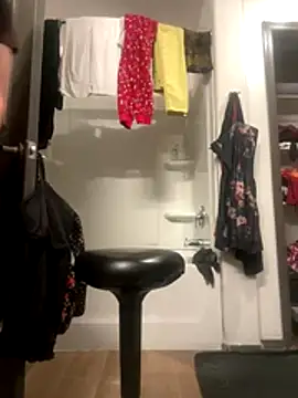 Snapshot of SexyB214 chatting on January 7, 2026, 2:30 pm SexyB214 online show from January 7, 2026, 2:30 pm