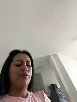 Miss Racheal BR online show from May 27, 2026, 12:24 pm