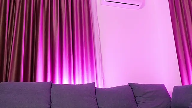 BaayBee   online show from November 30, 2025, 8:57 pm