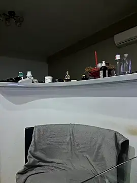 Milf Abigail online show from October 17, 2025, 1:09 am