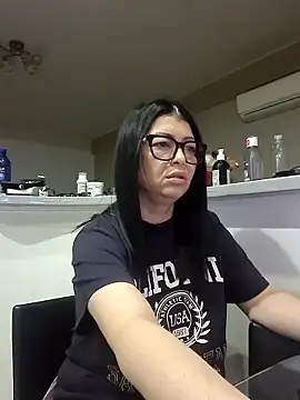 Milf Abigail online show from November 1, 2025, 3:08 am