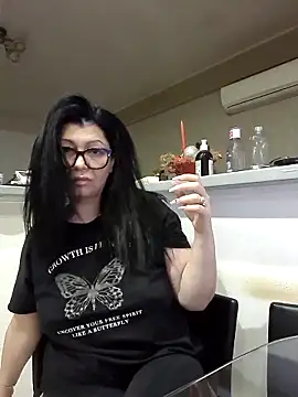 Milf Abigail online show from November 23, 2025, 10:42 pm